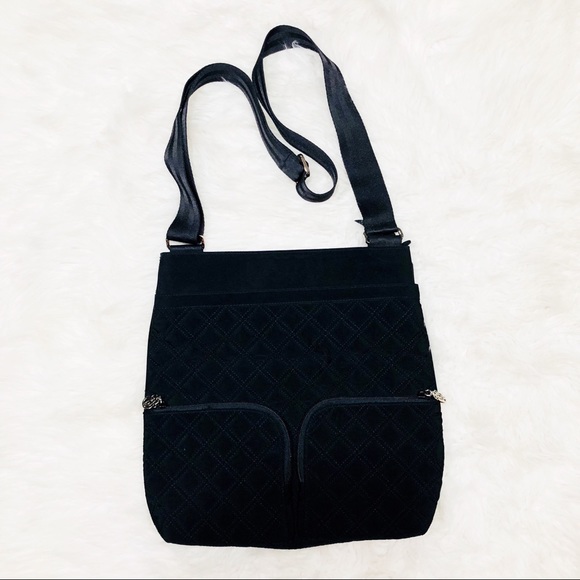 Vera Bradley Handbags - Vera Bradley medium size black bag